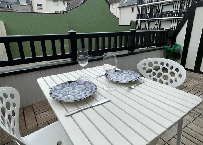 Titanic A Bord - Terrasse - Face Gare Appartement *