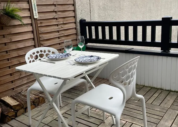 Titanic A Bord - Terrasse - Face Gare *