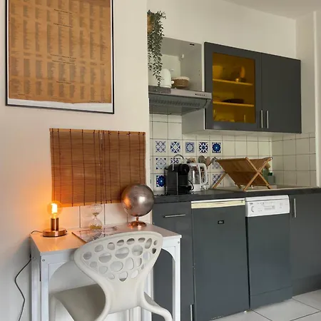 Titanic A Bord - Terrasse - Face Gare * 도빌