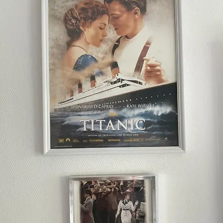 Titanic A Bord - Terrasse - Face Gare * 도빌