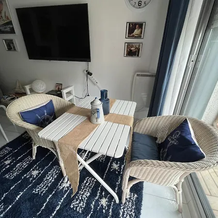 Titanic A Bord - Terrasse - Face Gare * Deauville